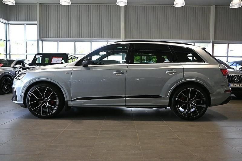 Begagnad Audi Q7 Competition 286 HK (210 kW) 2022 Silver SUV