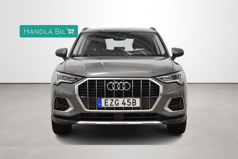 Begagnad Audi Q3 Advanced 150 HK (110 kW) 2021 Grå SUV