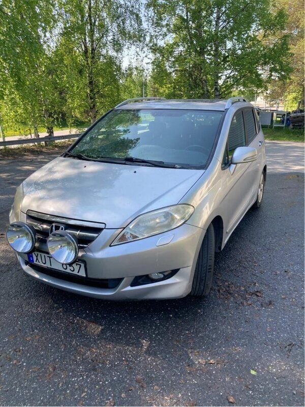 Silver Begagnad 2006 Honda FR-V Minibuss | 7 000 kr - Bild 1/4
