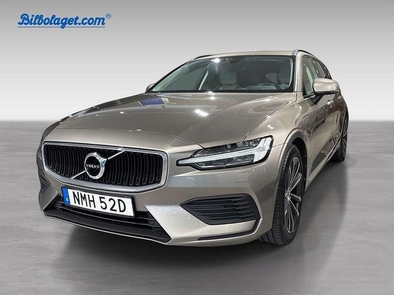 Grå Begagnad 2020 Volvo V60 Momentum Kombi | 239 000 kr (Marknadspris) - Bild 1/4