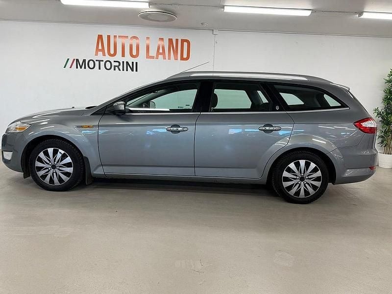 Begagnad Ford Mondeo 146 HK (107 kW) 2007 Grå Kombi