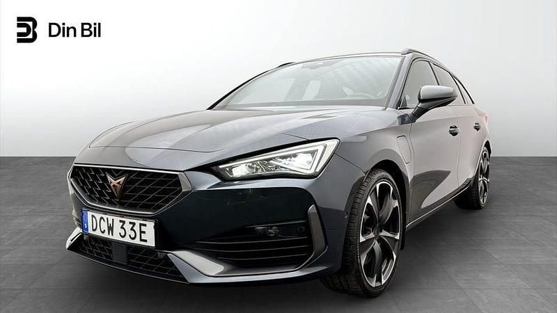 Begagnad Cupra Leon VZ1 150 HK (110 kW) 2024 Magnetic tech metallic