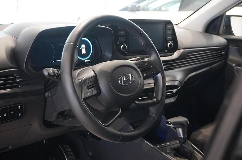 Begagnad Hyundai Bayon Essential 101 HK (74 kW) 2022 Svart SUV