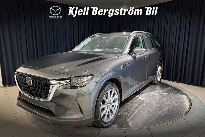 Machine grey metallic Ny 2024 Mazda CX-80 Exclusive-Line SUV | 597 900 kr (Superpris) - Bild 1/4