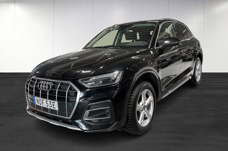 Svart Begagnad 2022 Audi Q5 SUV | 314 800 kr (Bra pris) - Bild 1/4