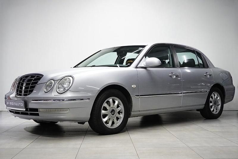 Begagnad Kia Opirus 203 HK (149 kW) 2005 Silver Sedan