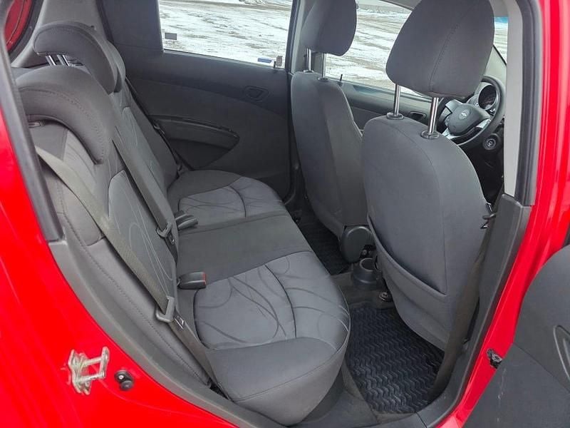 Begagnad Chevrolet Spark 68 HK (50 kW) 2010 Halvkombi