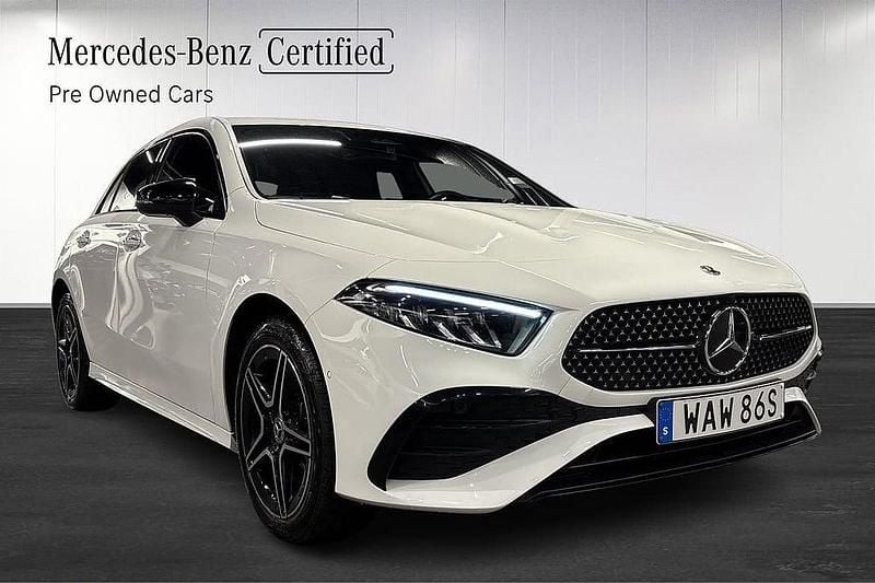 Begagnad Mercedes A250 AMG 163 HK (119 kW) 2023 Vit Halvkombi