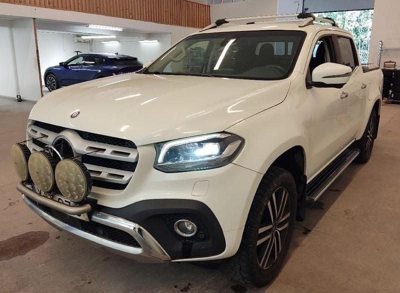 Vit Begagnad 2018 Mercedes X250 Pickup | 199 900 kr (Marknadspris) - Bild 1/4
