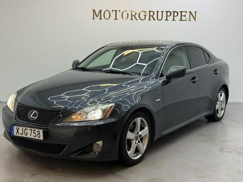 Begagnad Lexus IS250 209 HK (153 kW) 2005 Mörkgrå (grå) Sedan