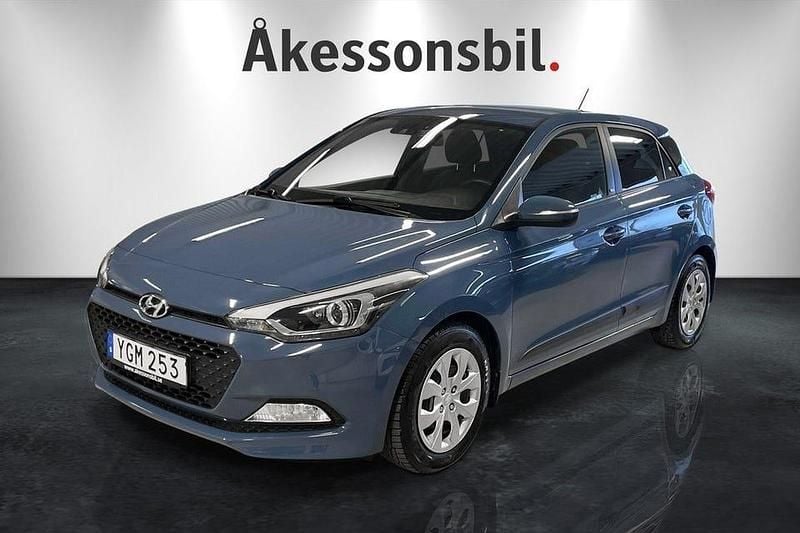 Ljusblå Begagnad 2016 Hyundai i20 Edition Halvkombi | 95 000 kr (Marknadspris) - Bild 1/4