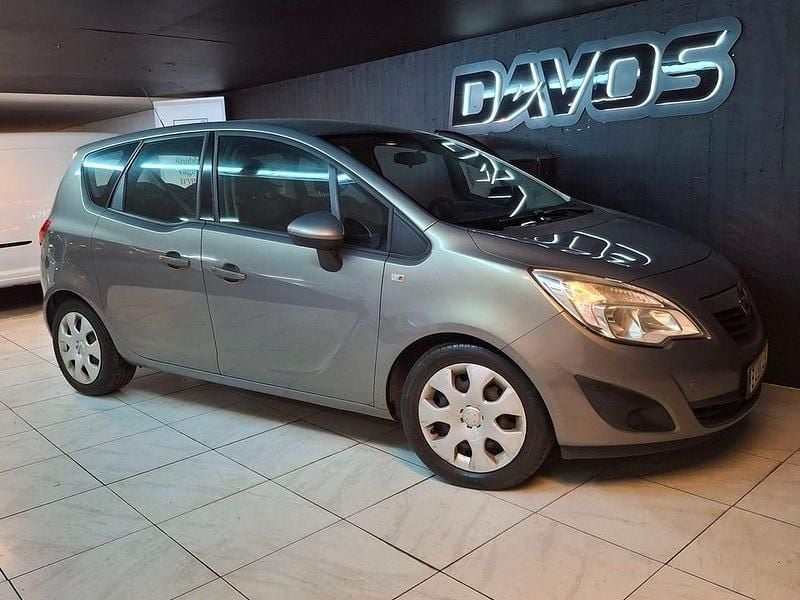 Begagnad Opel Meriva 111 HK (81 kW) 2013 Brun Minibuss