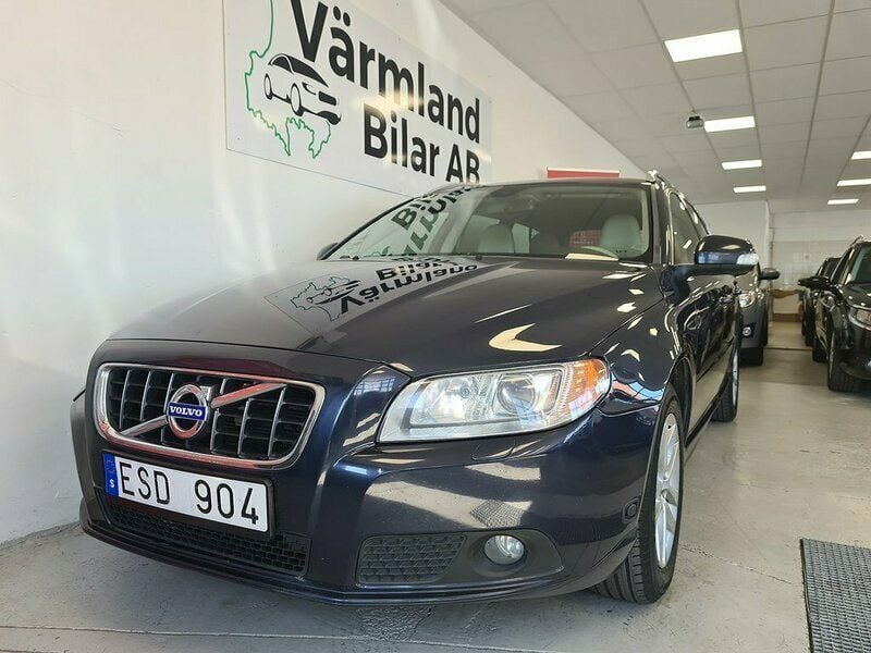 Begagnad Volvo V70 Summum 231 HK (169 kW) 2009 Blå Kombi