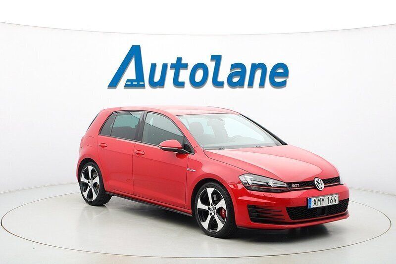 Röd Begagnad 2015 VW Golf VII GTI Halvkombi | 189 900 kr (Lite dyr) - Bild 1/3