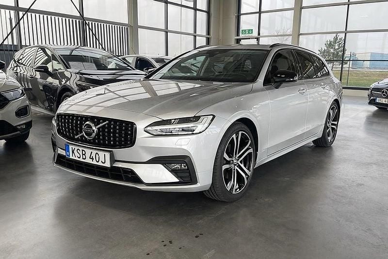 Silver Begagnad 2020 Volvo V90 R-Design Kombi | 339 900 kr (Marknadspris) - Bild 1/3