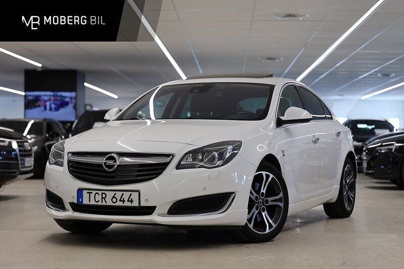 Vit Begagnad 2015 Opel Insignia Business Sedan | 159 900 kr - Bild 1/3