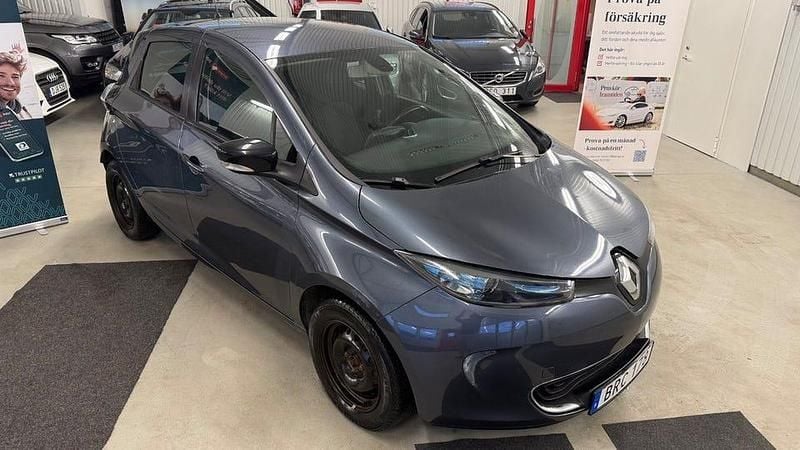 Begagnad Renault Zoe 67 kW (92 HK) 2018 Grå Halvkombi