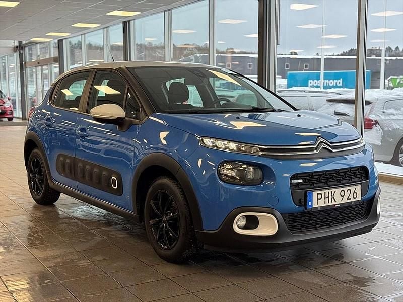 Blå Begagnad 2017 Citroën C3 PureTech Halvkombi | 74 900 kr (Marknadspris) - Bild 1/4