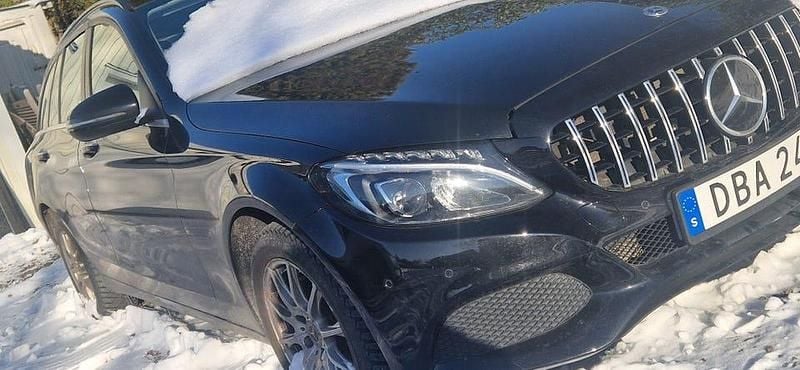 Begagnad Mercedes C220 170 HK (125 kW) 2018 Svart metallic
