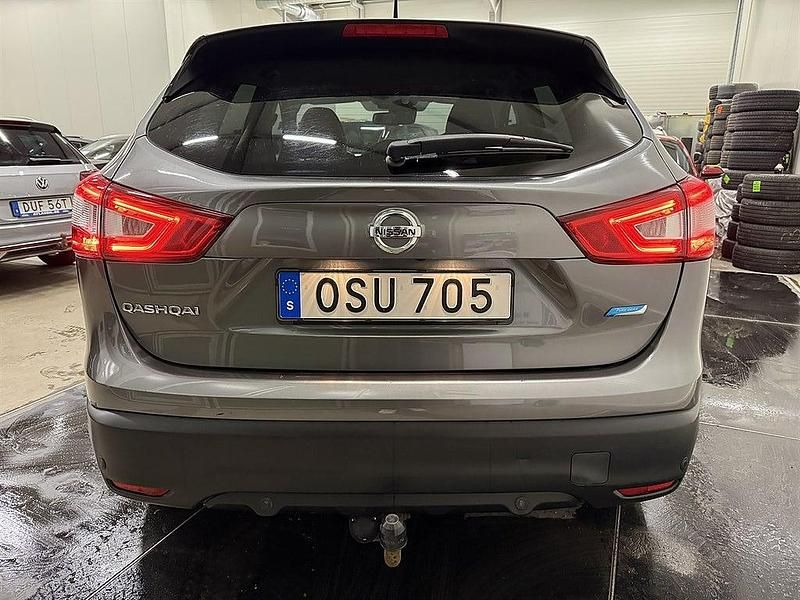 Begagnad Nissan Qashqai 110 HK (80 kW) 2014 Grå SUV