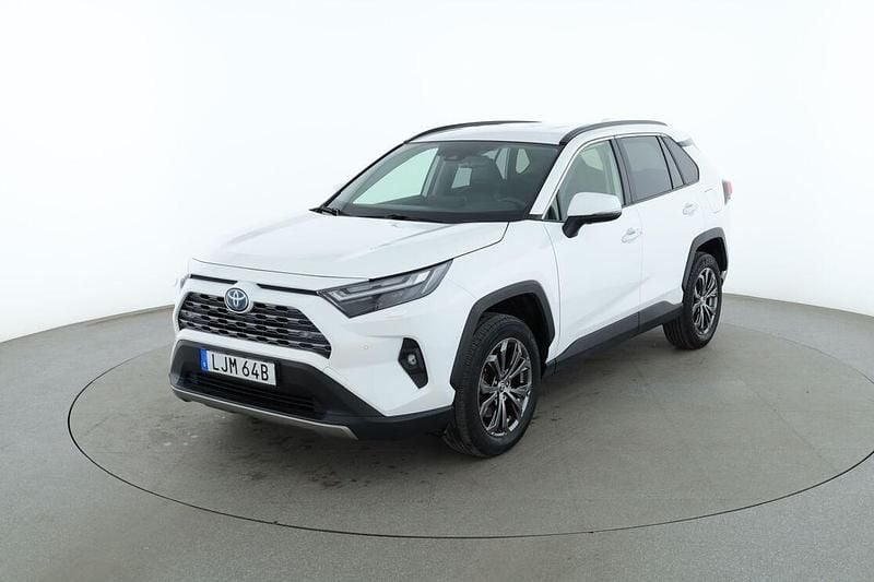 Vit Begagnad 2022 Toyota RAV4 Hybrid Executive SUV | 385 000 kr (Bra pris) - Bild 1/3