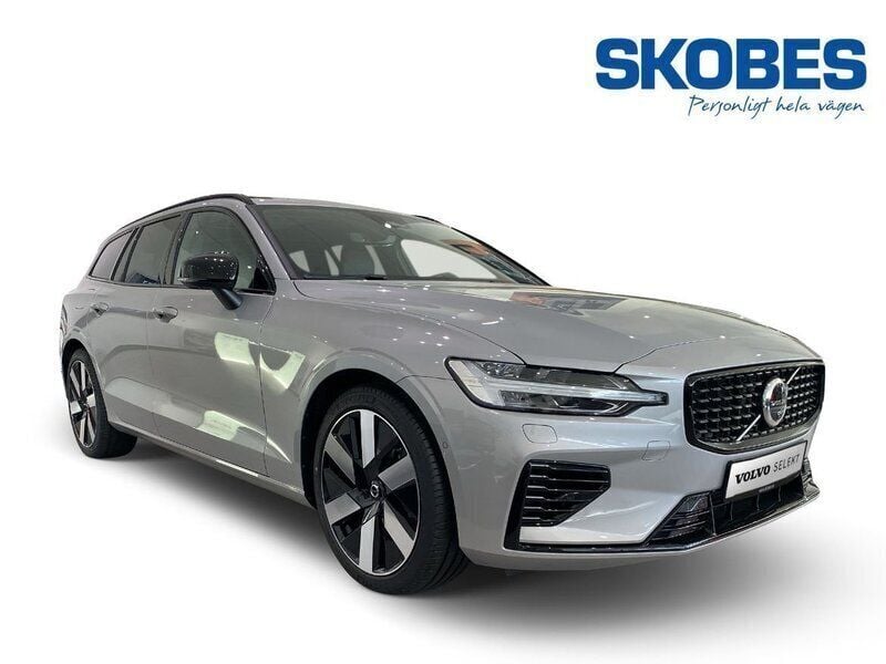 Silver Ny 2025 Volvo V60 Ultra Kombi | 715 700 kr - Bild 1/3