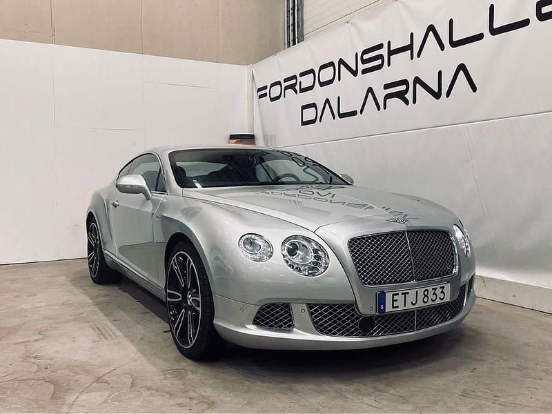 Silver Begagnad 2011 Bentley Continental GT Mulliner Sportkupé | 669 900 kr - Bild 1/4