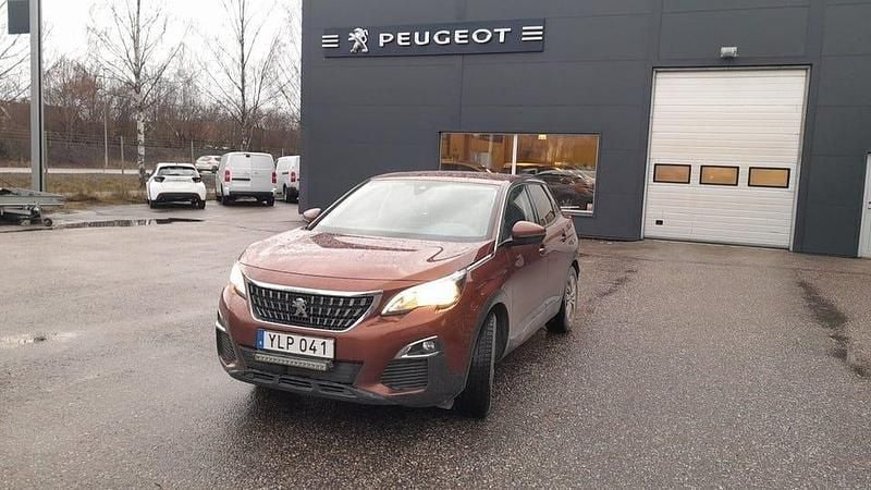 Brun Begagnad 2018 Peugeot 3008 SUV | 159 900 kr (Marknadspris) - Bild 1/4