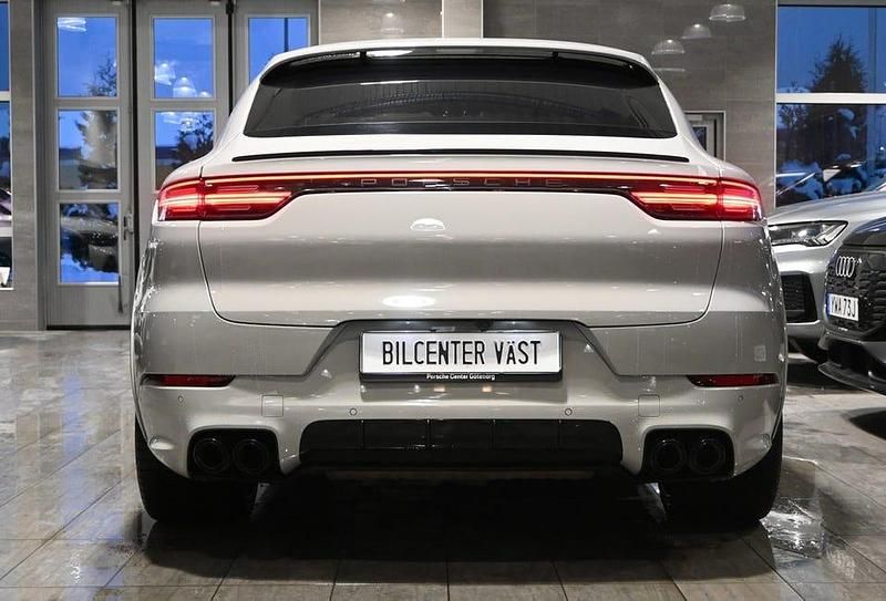 Begagnad Porsche Cayenne Platinum Edition 462 HK (339 kW) 2023 Crayon SUV