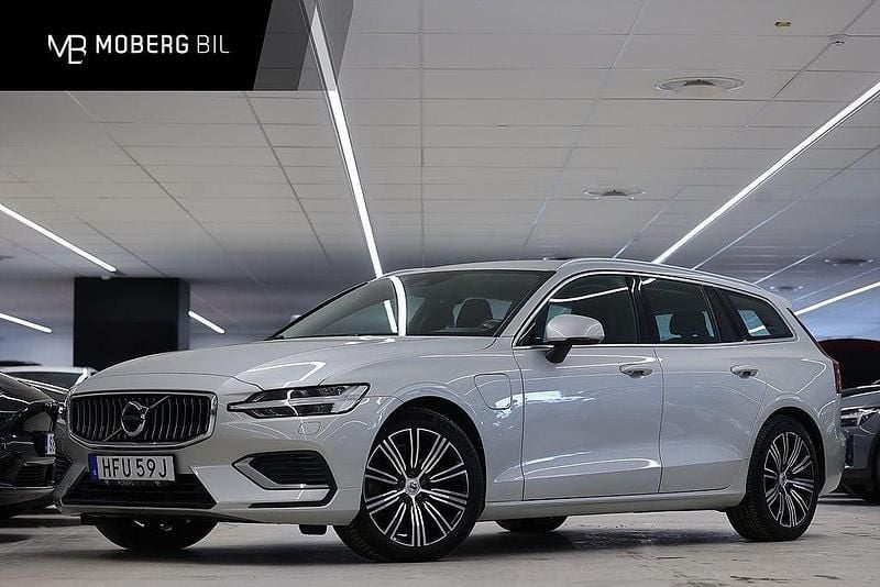 Vit Begagnad 2021 Volvo V60 Kombi | 339 900 kr (Bra pris) - Bild 1/3