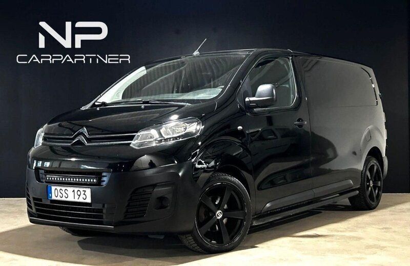 Svart Begagnad 2016 Citroën Jumpy Minibuss | 129 900 kr (Dyr) - Bild 1/4