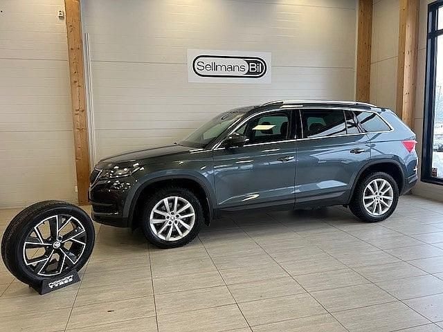 Quartz grey metallic Begagnad 2018 Skoda Kodiaq Business Line SUV | 255 000 kr (Marknadspris) - Bild 1/4
