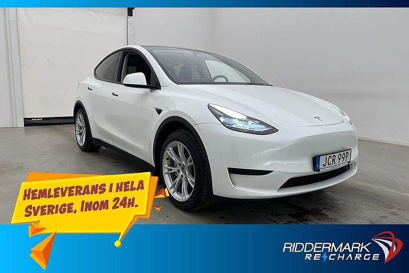Vit Begagnad 2024 Tesla Model Y SUV | 418 700 kr (Marknadspris) - Bild 1/3