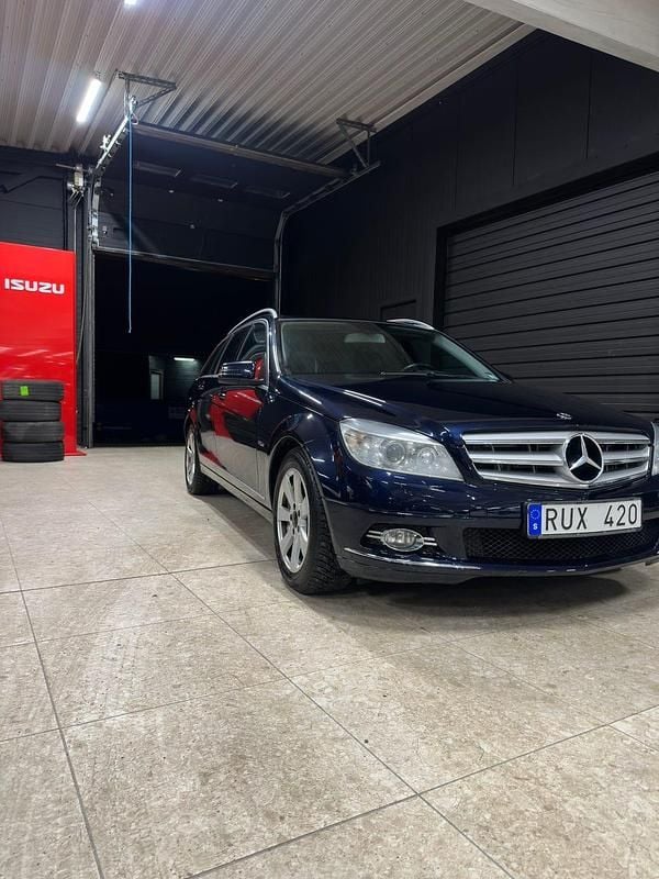 Begagnad Mercedes C250 204 HK (150 kW) 2011 Kombi