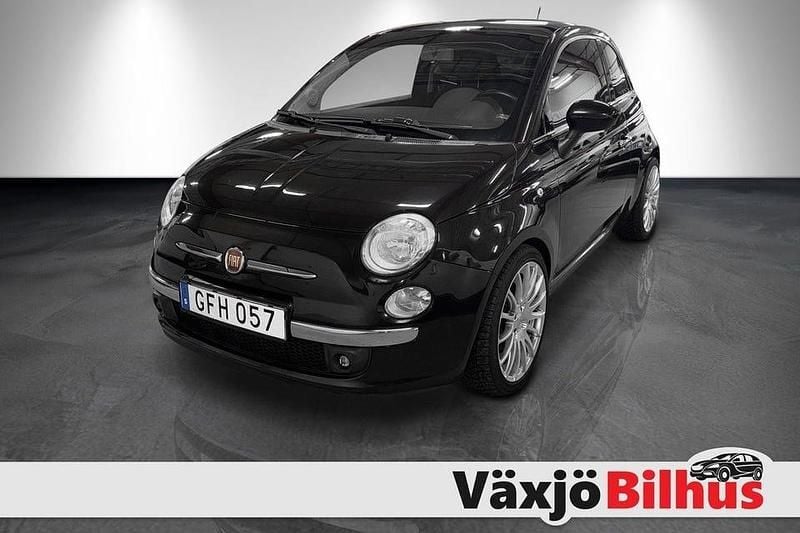 Begagnad Fiat 500 Lounge 69 HK (50 kW) 2010 Svart Halvkombi