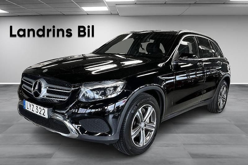 Svart Begagnad 2015 Mercedes GLC220 Avantgarde SUV | 219 900 kr (Marknadspris) - Bild 1/4