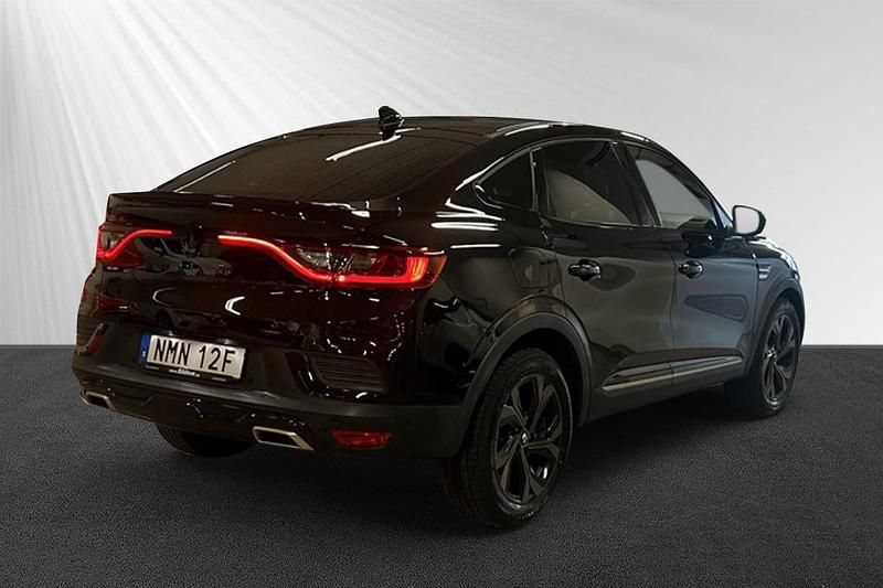 Begagnad Renault Arkana Engineered 144 HK (105 kW) 2023 Svart SUV