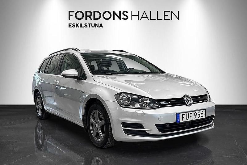 Begagnad VW Golf VII 110 HK (80 kW) 2015 Silver Kombi