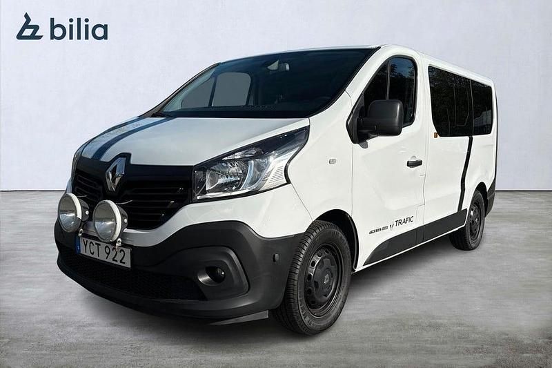Vit Begagnad 2016 Renault Trafic Van | 159 900 kr - Bild 1/4