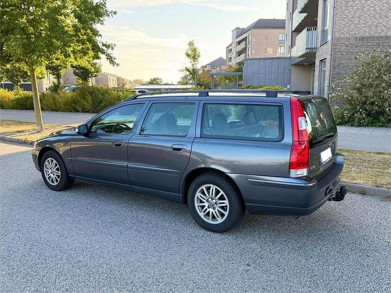 Begagnad 2007 Volvo V70 Kombi | 39 500 kr (Marknadspris) - Bild 1/4