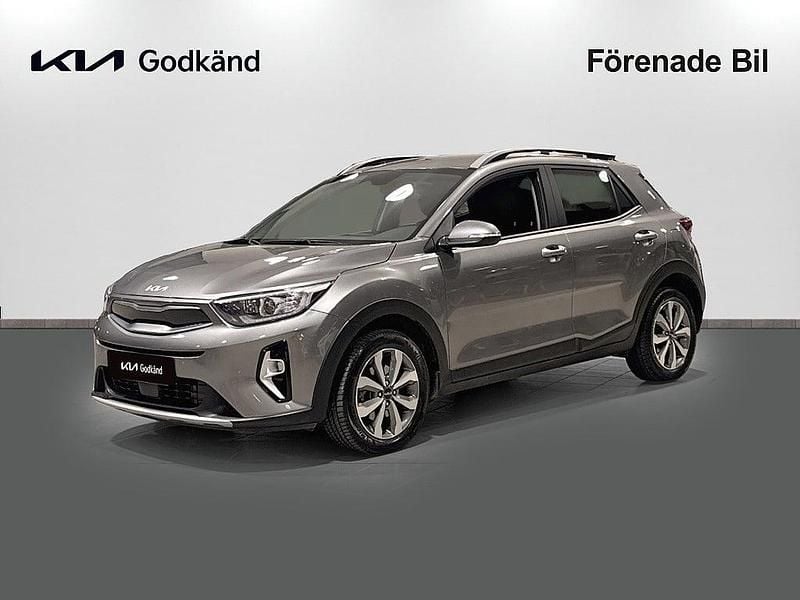 Grå Begagnad 2024 Kia Stonic Advance SUV | 239 000 kr (Marknadspris) - Bild 1/4