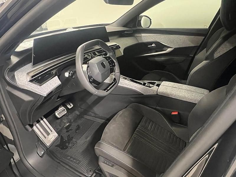 Ny Peugeot 5008 Ultimate 136 HK (100 kW) 2025 Grå SUV