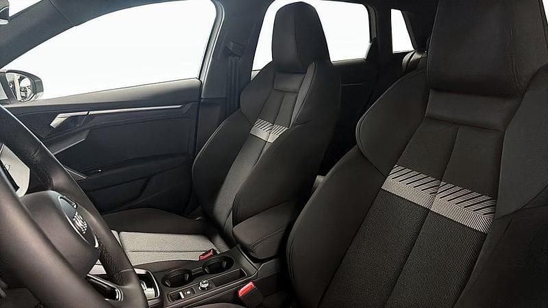 Begagnad Audi A3 Advanced Plus 150 HK (110 kW) 2025 Arkonavit Halvkombi