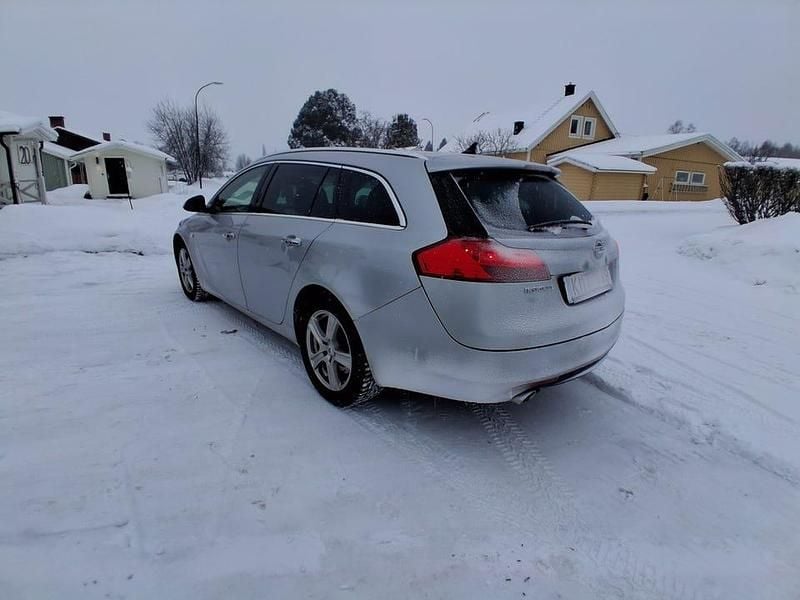 Begagnad Opel Insignia 160 HK (117 kW) 2009 Kombi