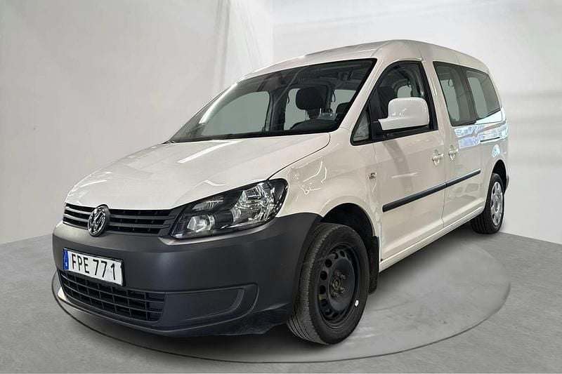 Vit Begagnad 2015 VW Caddy Maxi Life Life Minibuss | 89 000 kr - Bild 1/4