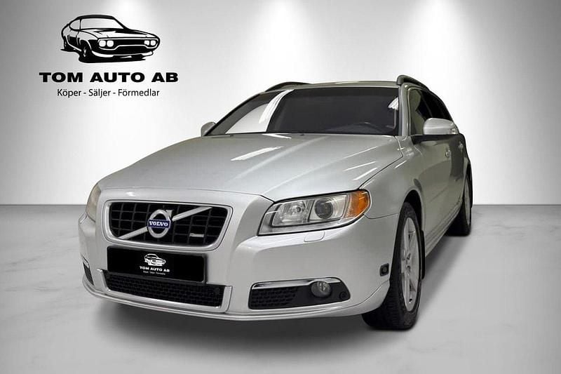 Ljusgrå Begagnad 2009 Volvo V70 Momentum Kombi | 55 000 kr - Bild 1/4