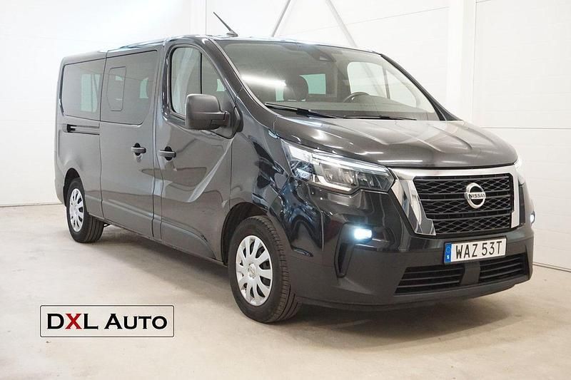 Svart Begagnad 2024 Nissan Primastar Minibuss | 349 900 kr (Marknadspris) - Bild 1/4