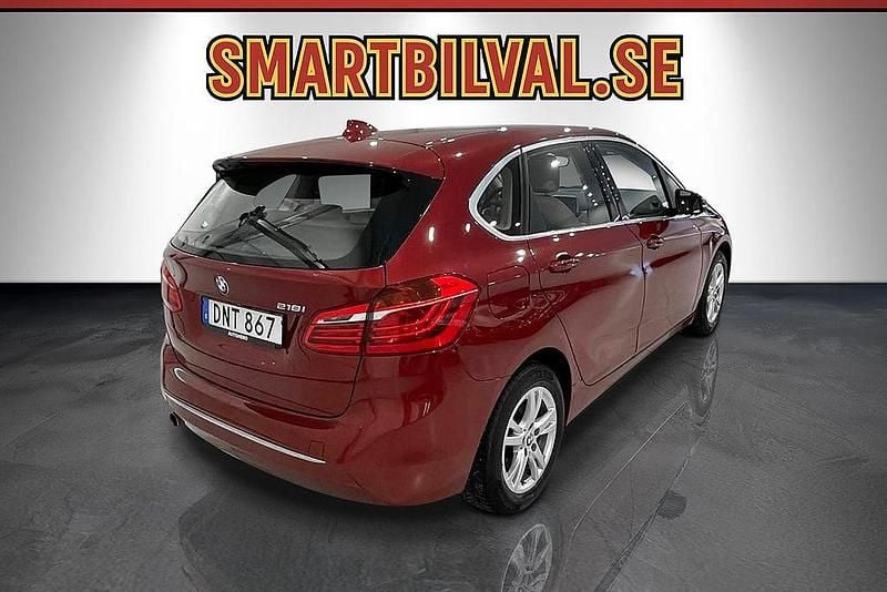 Begagnad BMW 218 Active Tourer Luxury Line 136 HK (100 kW) 2015 Rödmetallic Minibuss