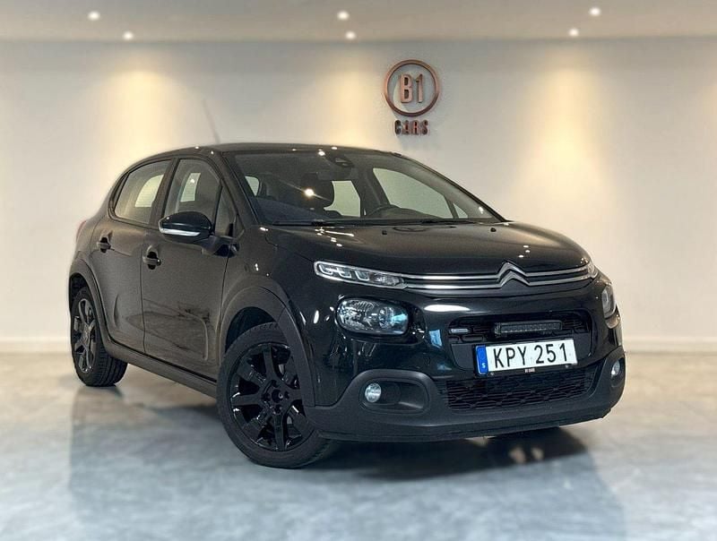 Svart Begagnad 2017 Citroën C3 Halvkombi | 57 900 kr (Marknadspris) - Bild 1/4