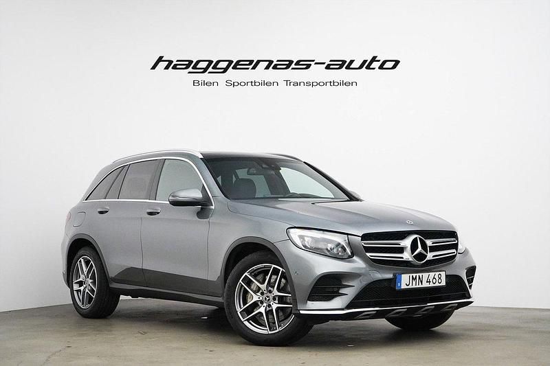 Grå Begagnad 2018 Mercedes GLC220 AMG SUV | 309 000 kr (Marknadspris) - Bild 1/4